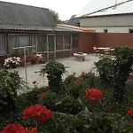 Vadkacsa Apartmanhaz Medencevel *