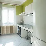 Vadkacsa Apartmanhaz Medencevel 公寓
