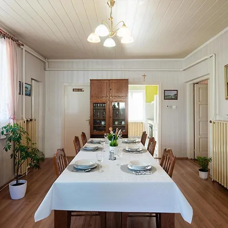 Vadkacsa Apartmanhaz Medencevel Zamardi