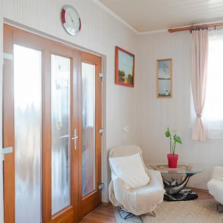 Apartment Vadkacsa Apartmanhaz Medencevel Zamardi