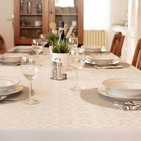 Apartment Vadkacsa Apartmanhaz Medencevel Zamardi