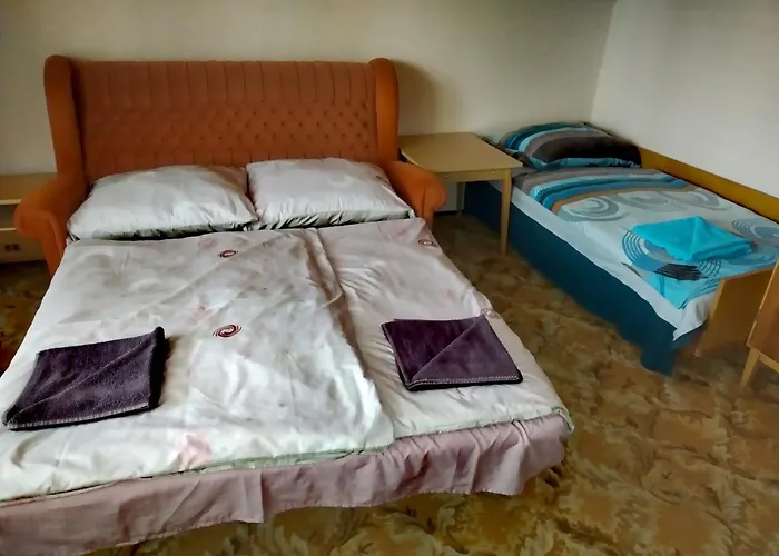 Vadkacsa Apartmanhaz Medencevel דירה *