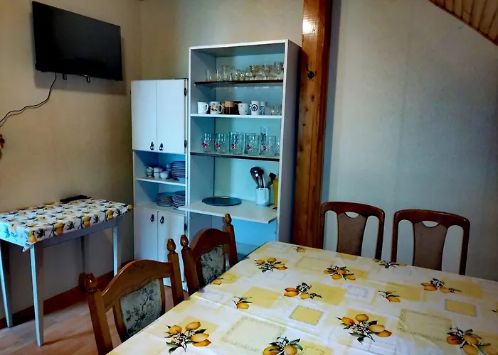 Vadkacsa Apartmanhaz Medencevel *